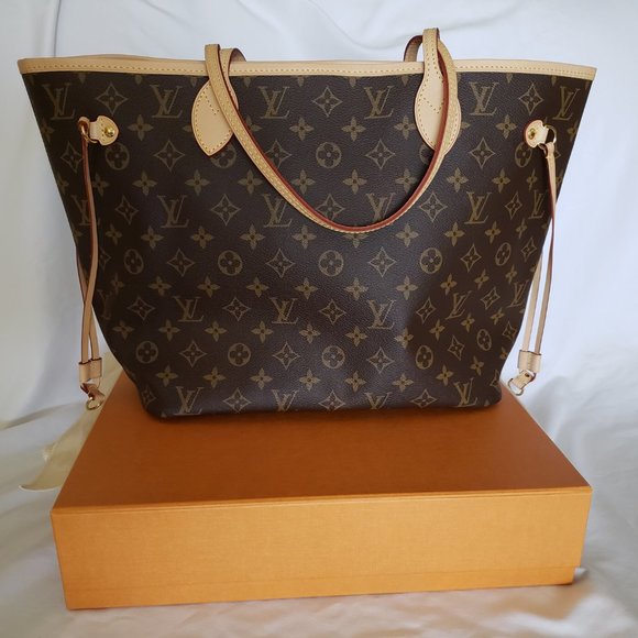 **SOLD**Louis Vuitton Monogram Neverfull MM Beige Interior Made in France ~NEW - Picture 3 of 9